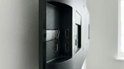 Замена USB-разъёма телевизора: почему порт перестаёт видеть флешку